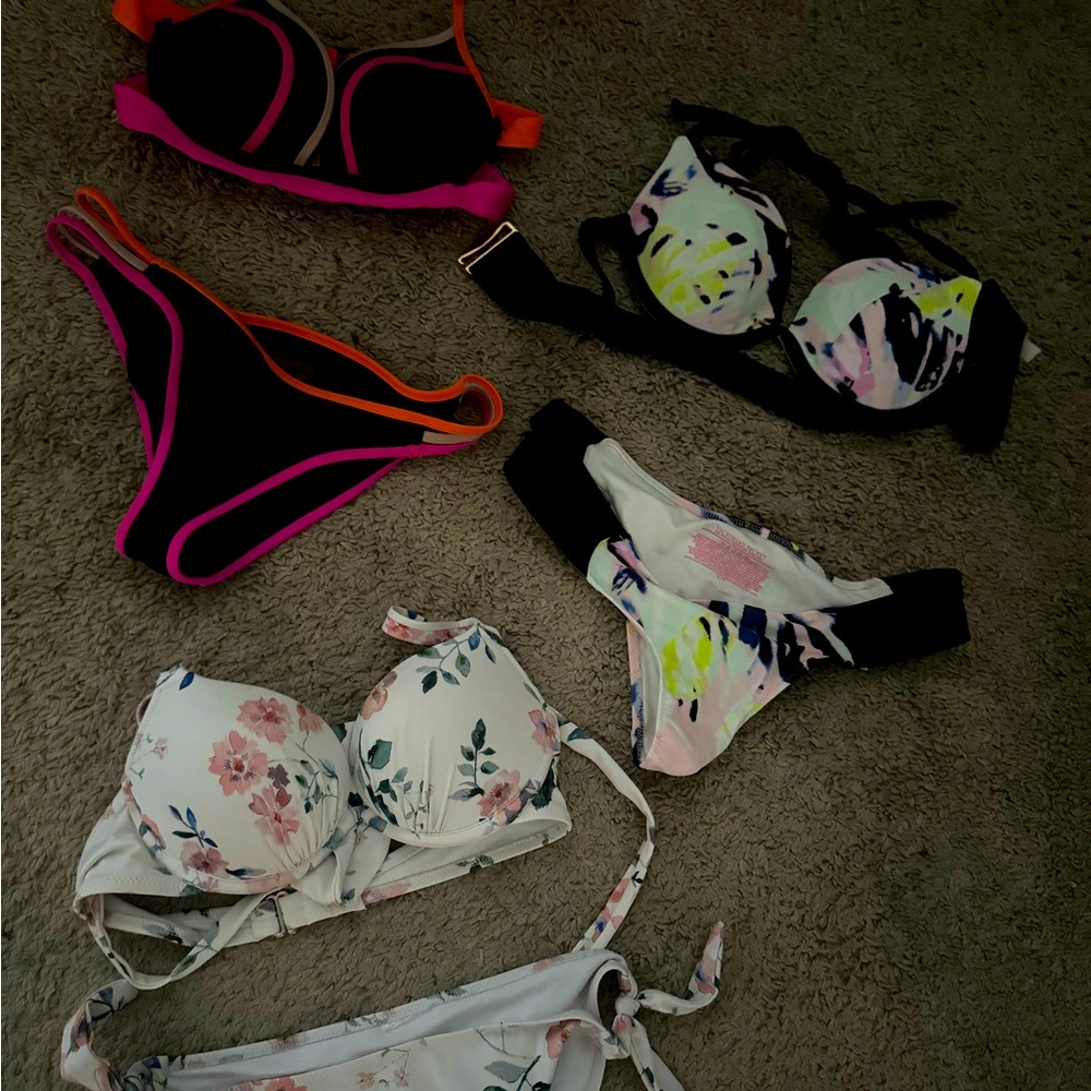 3 VS bathing suits